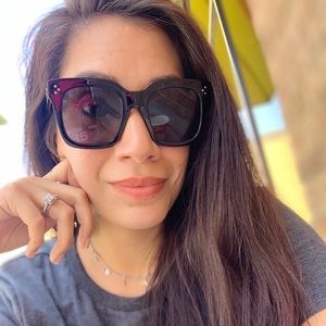 Meet your Posher, Vivian